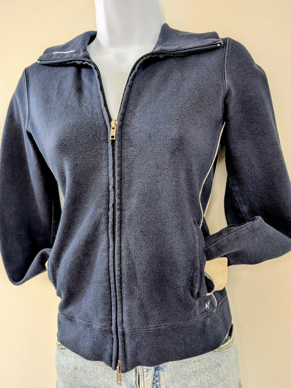 Vintage Abercrombie & Fitch Y2K Navy Full-Zip Fleece Jacket